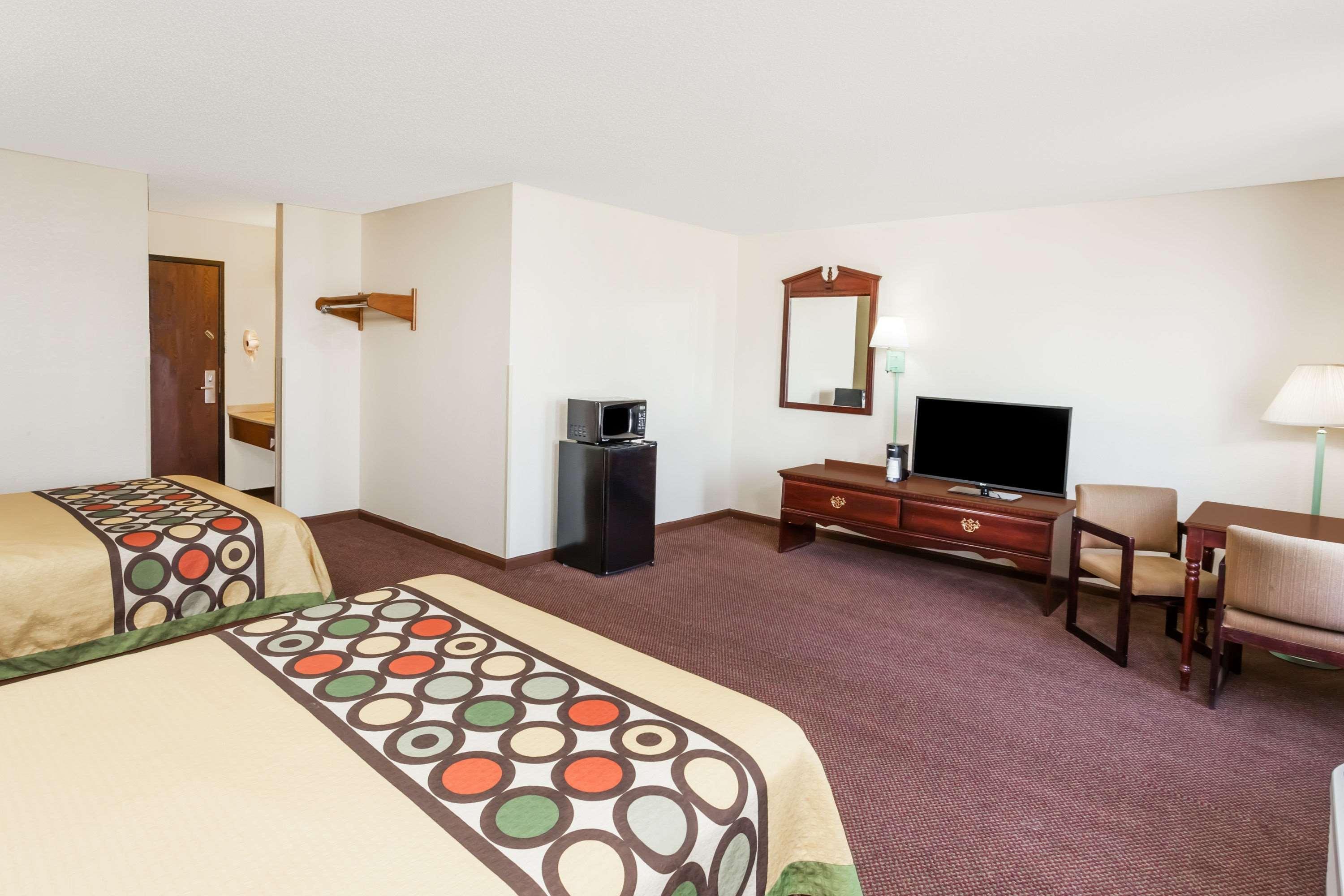 Super 8 By Wyndham Lincoln Hotel Kültér fotó